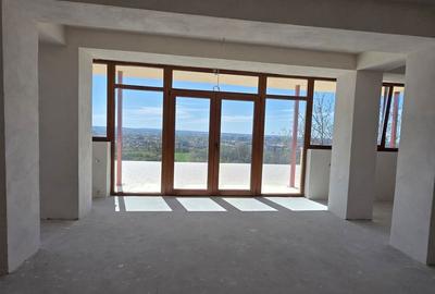 Casă cu 5 camere cu Teren 600 Mp în Podgoria - 12
