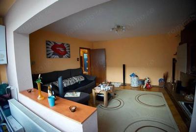 Etaj 2- 3 cam decomandat Bucovinei-Torontalului centrala proprie - 3