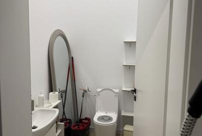 Spațiu comercial, de 75 mp, în Central - 5