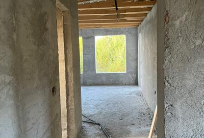 Casa la rosu sau la cheie str. Labusesti, Pitesti, Arges - 4