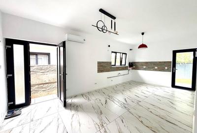 Casă individuală cu 4 camere cu Canalizare în Sânmihaiu Român