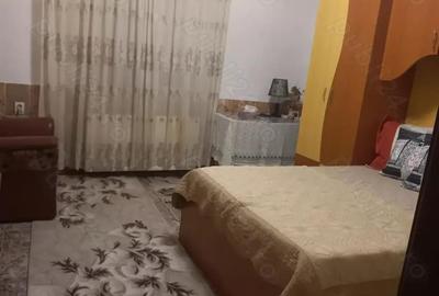 Inchiriez apartament 2 camere