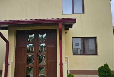 Casă cu 4 camere în Valea Adâncă - 3