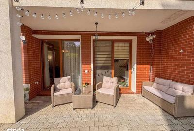 Apartament cu 2 camere, mobilat în Tractorul - 1