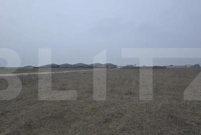 Teren de 1052 mp, în Aeroport - 2