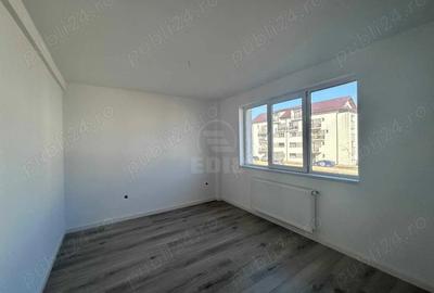 Apartament cu 3 camere semidecomandat în Florești - 3