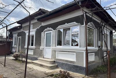 Casă cu 2 camere cu Teren 400 Mp în Șotânga - 10