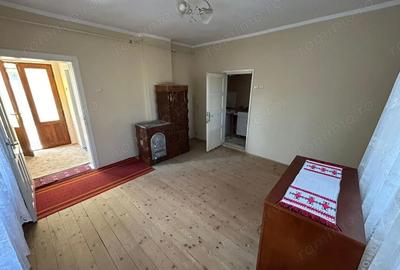 Casă cu 2 camere cu Teren 719 Mp în Cetate - 1