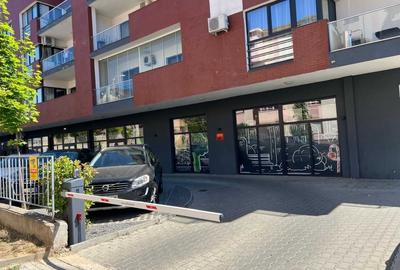 Spațiu comercial, de 60 mp, în Spitalul Județean - 1