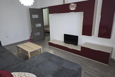 Apartament cu 3 camere decomandat în Nord - 2