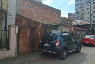 Casă cu 6 camere cu Teren 193 Mp în 13 Septembrie - 2