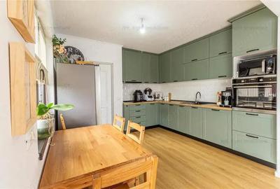 Vila Casa superba cu 4 camere zona Harman Brasov COMISION 0% - 2