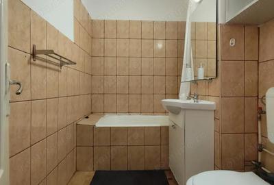 Apartament cu 2 camere decomandat în Nufărul - 6