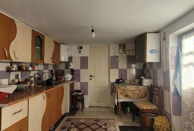 Casă cu 4 camere cu Teren 150 Mp în Central - 5