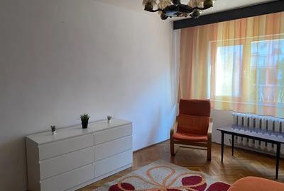 Apartament cu 2 camere decomandat, mobilat în Grigorescu