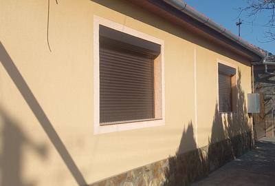 Casă cu 4 camere cu Teren 1638 Mp în Zimandcuz