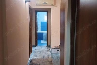 Apartament cu 3 camere decomandat în Rovine - 7