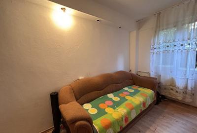 Garsonieră decomandată în Drăgășani - 2