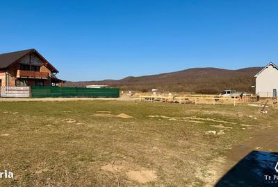 Teren de 609 mp, în Central - 3