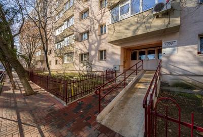 Apartament cu 2 camere decomandat în P-ța Muncii - 15