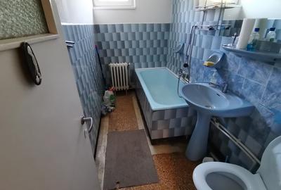 Apartament 3 camere, decomandat, etaj 1, zona centrala - 3