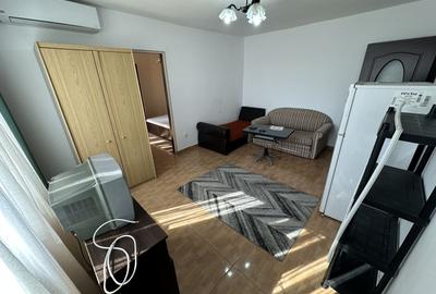 Apartament cu 2 camere semidecomandat, mobilat în Circumvalațiunii - 1