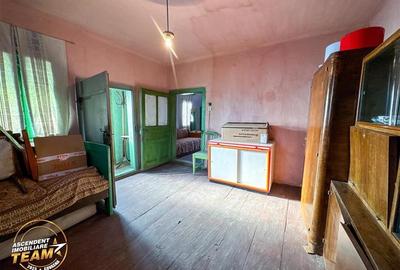 Film! Casa din lemn,cu doua camere, pe domeniu de 2.819 mp, Mereni, Covasna - 5