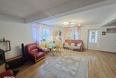 Casă cu 6 camere cu Teren 720 Mp în Bran - 3