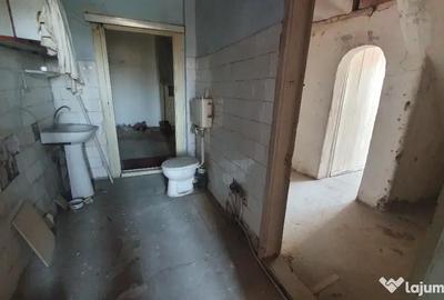 Apartament cu 5 camere semidecomandat în Central - 14