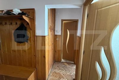 Apartament cu 3 camere, decomandat, Valea Aurie - 10