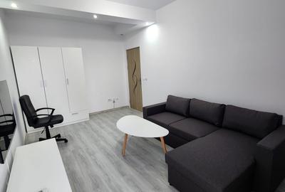 Apartament cu 2 camere decomandat în Runcu