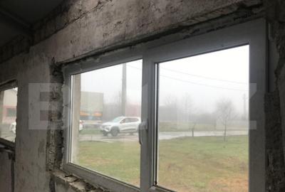 Spațiu comercial, de 175 mp, în Central - 3