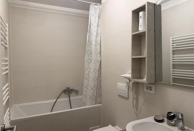 Apartament cu 2 camere decomandat în Tractorul - 22