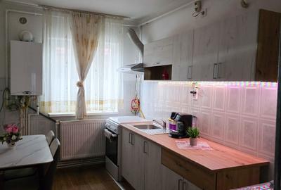 Apartament cu 2 camere decomandat în Central - 4