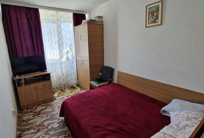 Apartament cu 3 camere semidecomandat în Medgidia - 3