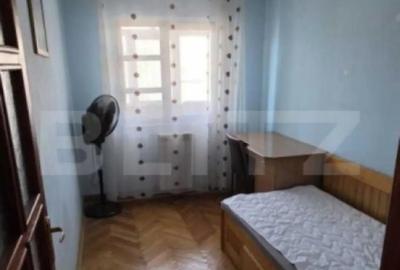Apartament cu 3 camere decomandat în Păcurari - 1
