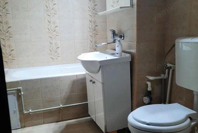Apartament cu 2 camere decomandat în 1 Mai