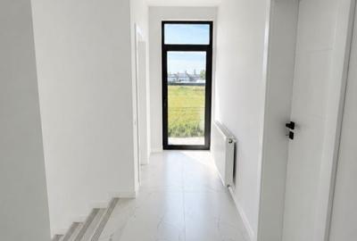 Casă cu 4 camere în Găneasa - 3