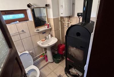 Casă cu 4 camere în Piatra - 7