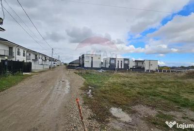 Teren de 720 mp, în Lisaura - 4