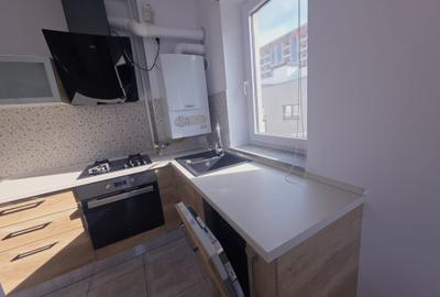 Apartament cu 2 camere decomandat în Tractorul - 6