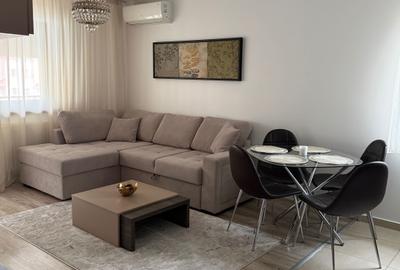 Apartament cu 3 camere decomandat în Exterior Sud