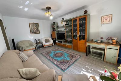 Apartament cu 4 camere decomandat în Titan - 14