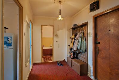 Anda 2 Camere Decomandat Necesita Renovare Bloc 1985 - 3