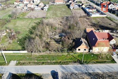 Teren Construcții intravilan de 2840 mp, în Jebel - 12