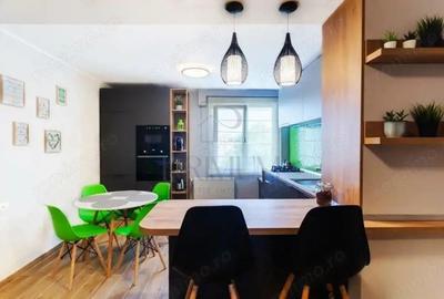 CENTRAL - 3 CAM - RENOVAT - 2 BALCOANE - BOXA - ETJ.INTERMEDIAR - 5