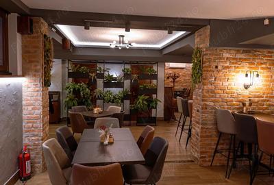 Spațiu comercial, de 580 mp, în Central - 10