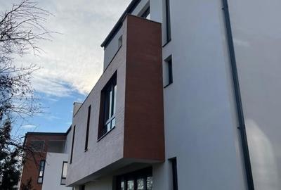 CASE TIP DUPLEX/INDIVIDUALA IN DRUMUL TABEREI LANGA METROU - 15