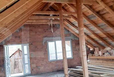 Casa partial finisata Jucu de Sus 589mp teren - 1