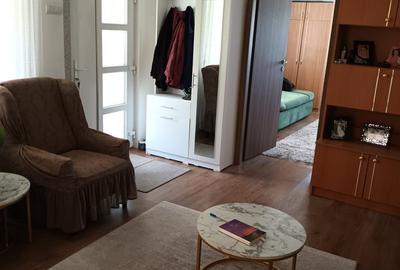 Casă cu 2 camere cu Teren 1900 Mp în Cornești - 1